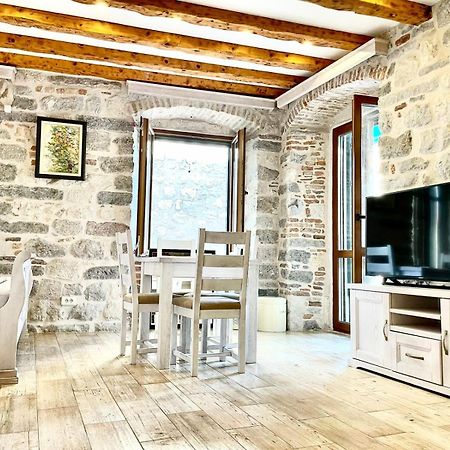 Apartments Dukic Kotor Bagian luar foto