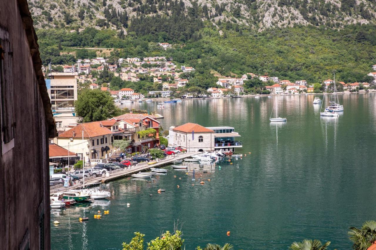 Apartments Dukic Kotor Bagian luar foto