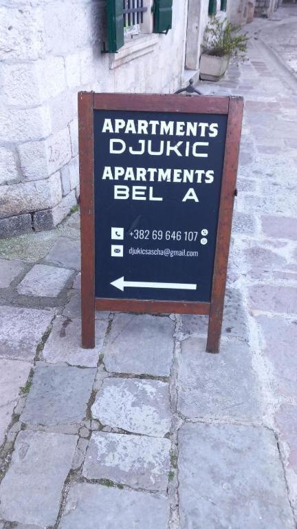 Apartments Dukic Kotor Bagian luar foto