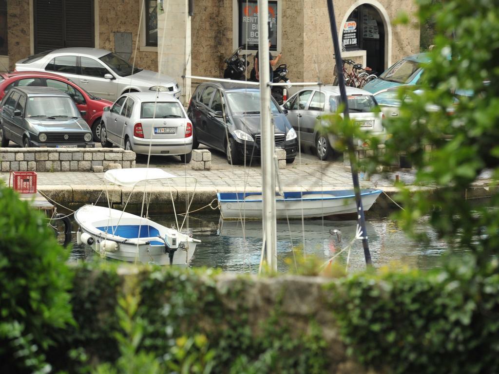 Apartments Dukic Kotor Bagian luar foto
