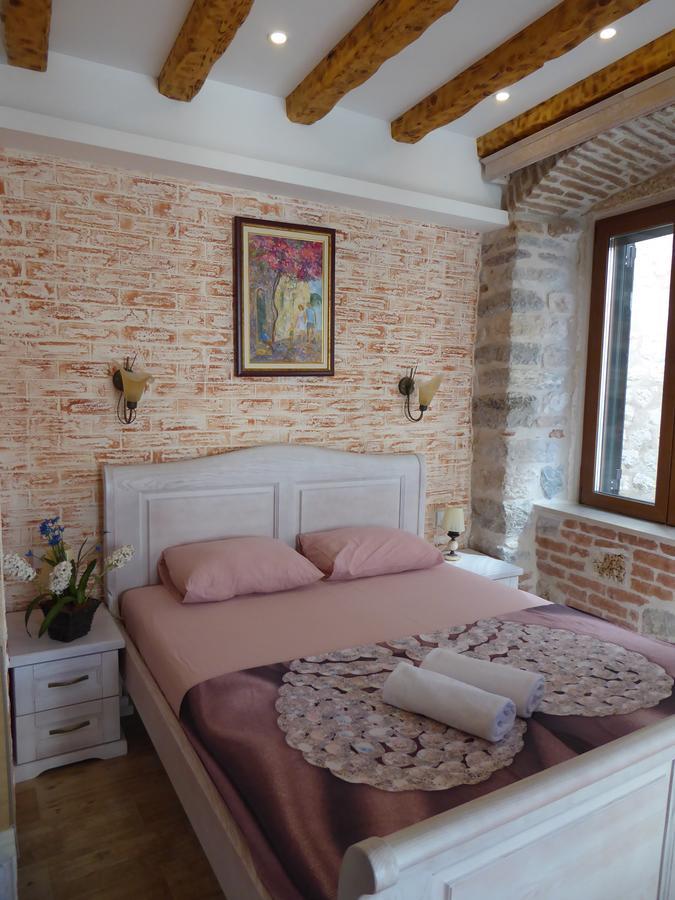 Apartments Dukic Kotor Bagian luar foto