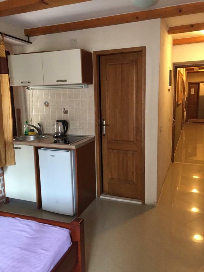 Apartments Dukic Kotor Bagian luar foto